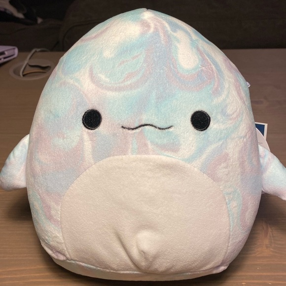 Squishmallow Laslow the Beluga Whale. 8”​ - Picture 1 of 6